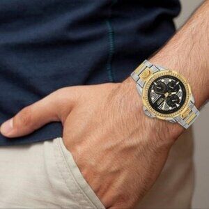 New - 💯 Original Versus VERSACE6e Arrondissement Crystal Men's WatchVSP1M1421